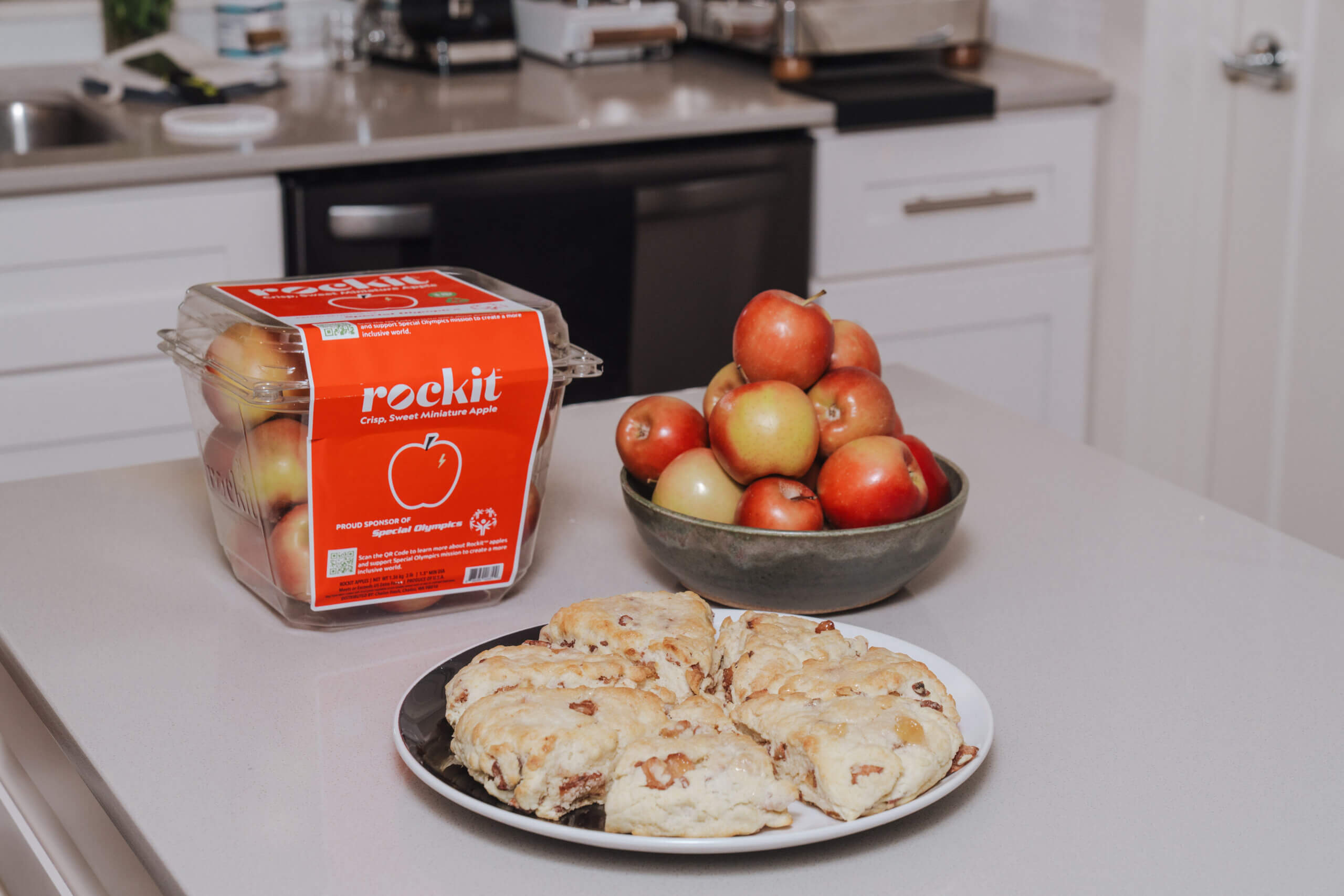 The Balancing Act - Rockit™ Apples